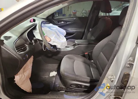 2019 Chevrolet Malibu Lt z USA, uszkodzony, nr VIN 1G1ZD5ST4KF215373